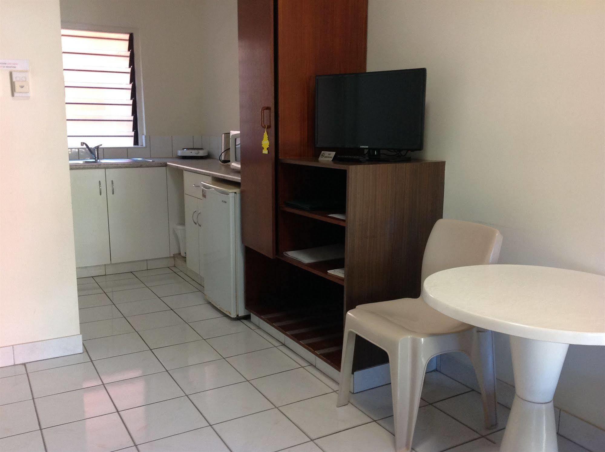 Palms Motel Даруин Екстериор снимка